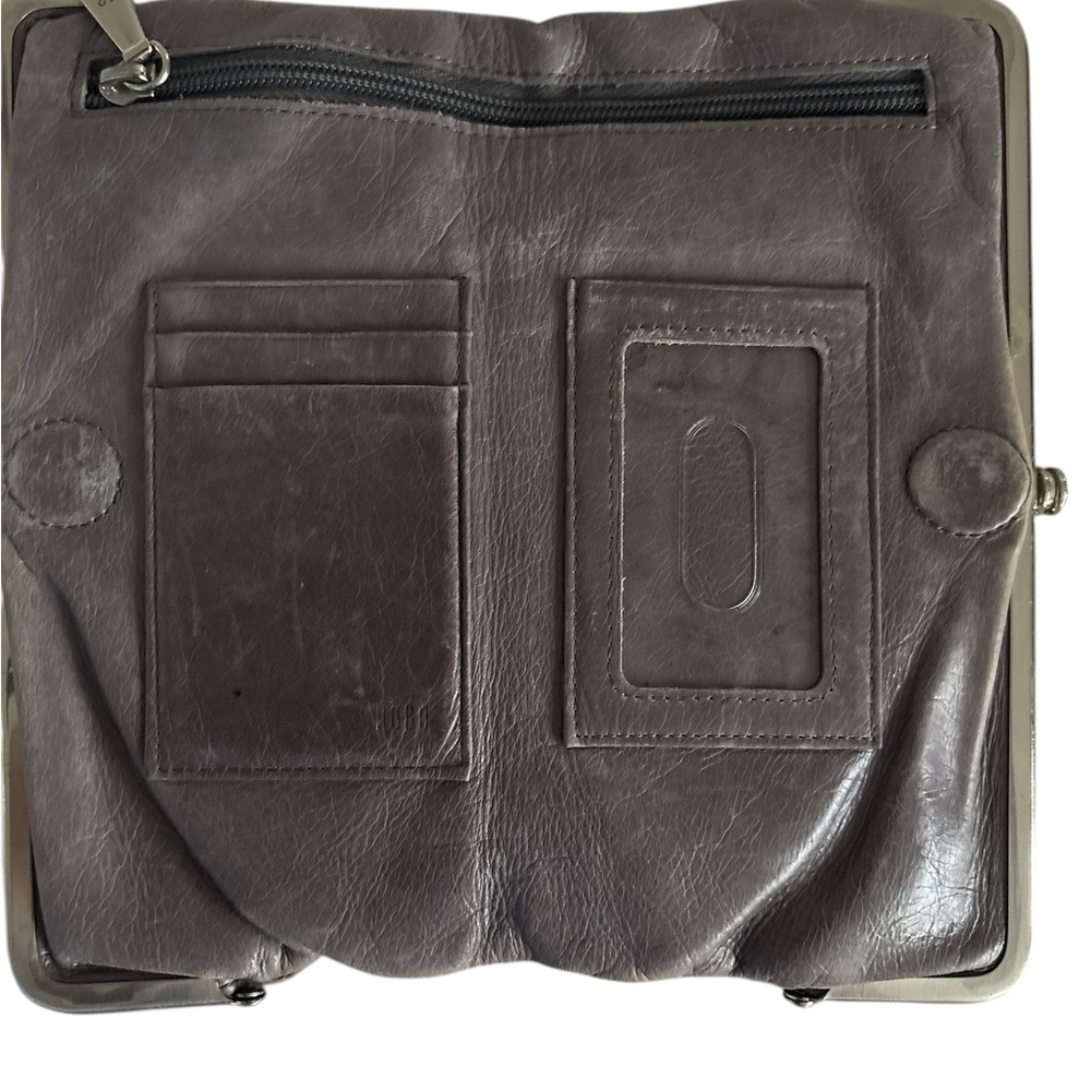 HOBO Shelli Wallet - Picture 4 of 9